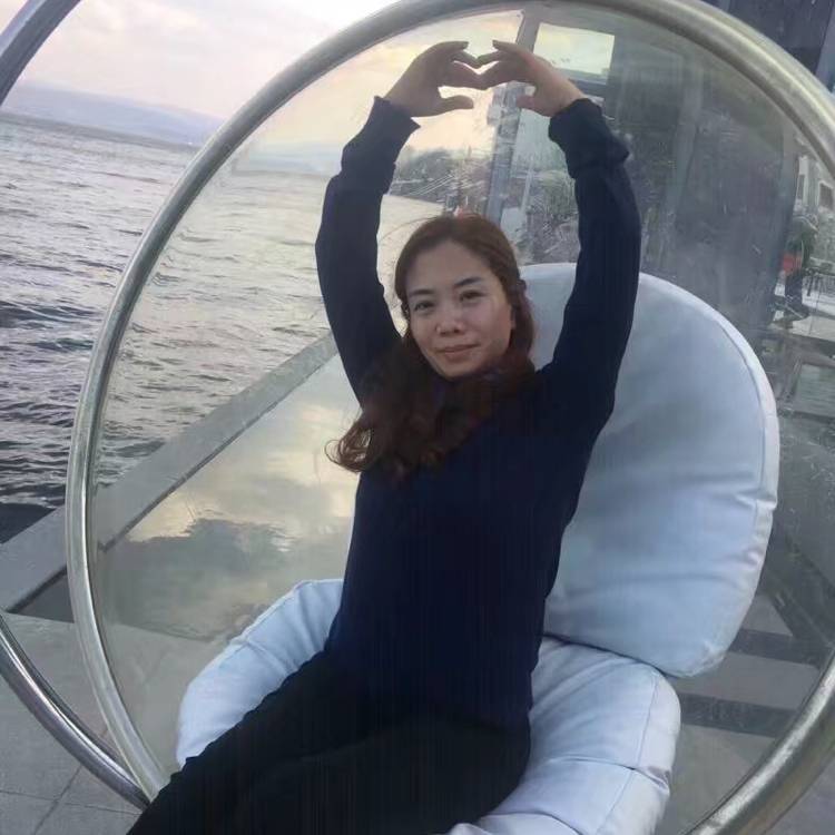 琳贝尔的照片