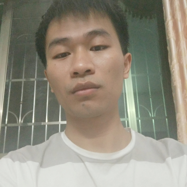 树叶邂逅强健的照片