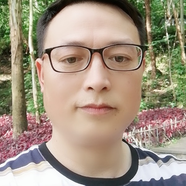 百合开朗的照片