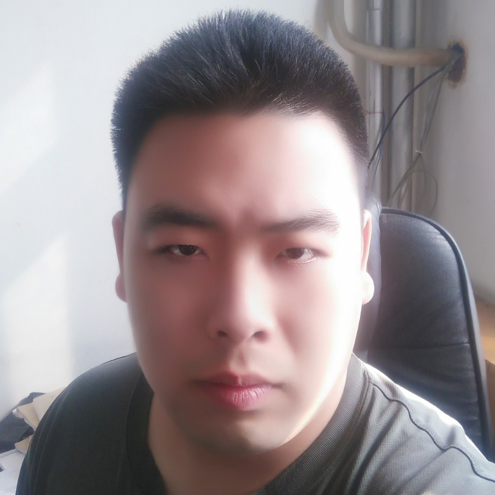 俞良的照片