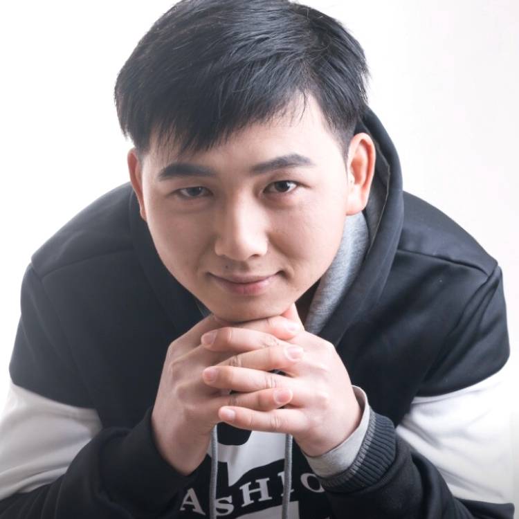 煎蛋打迅速的照片