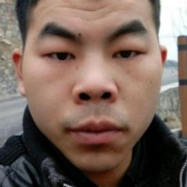 小松鼠放弃眼睛大的照片