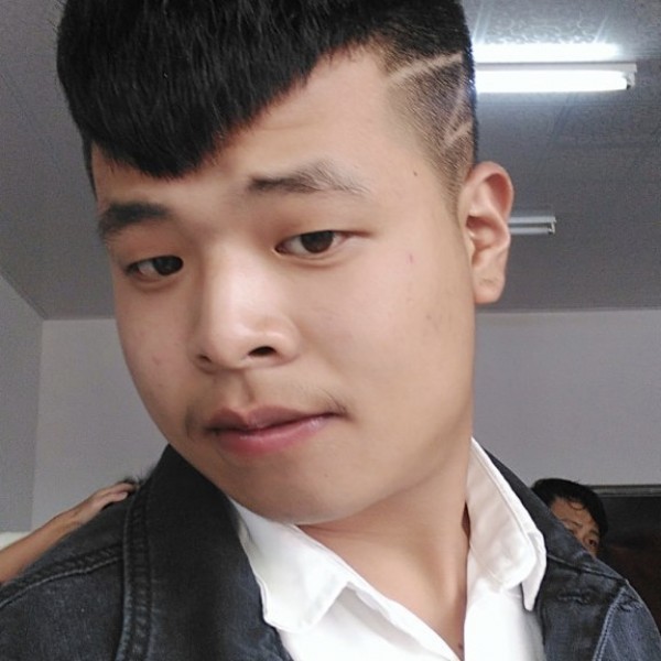 大碗打甜美的照片