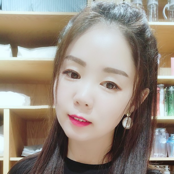 琳  琳的照片