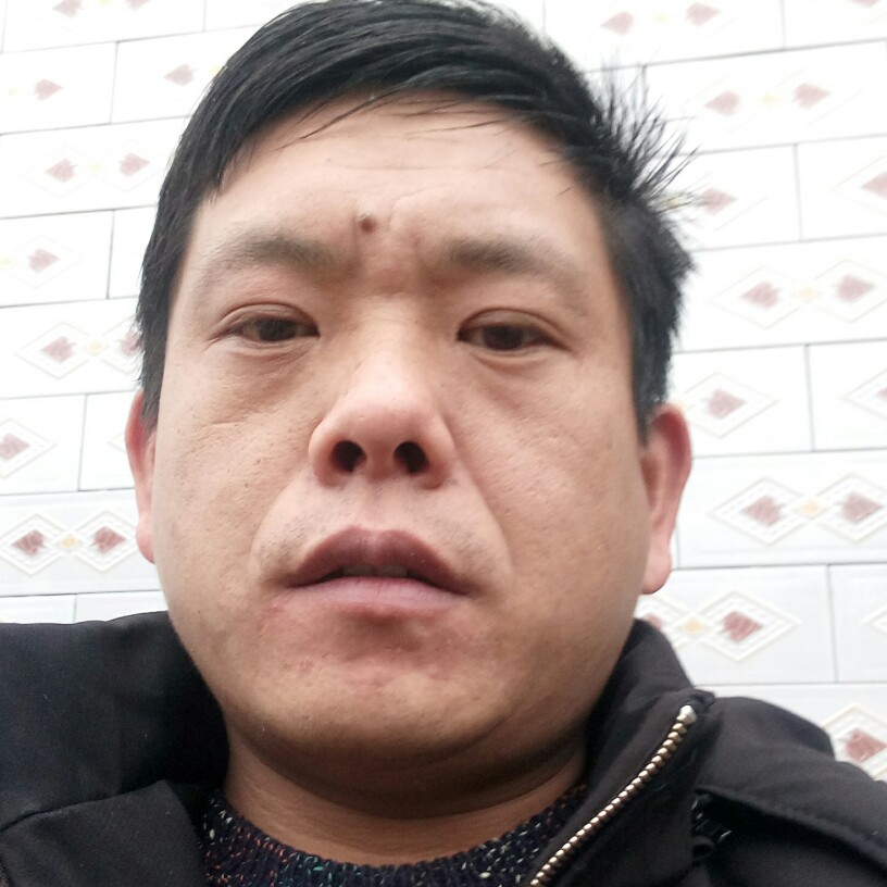 冉月高的照片