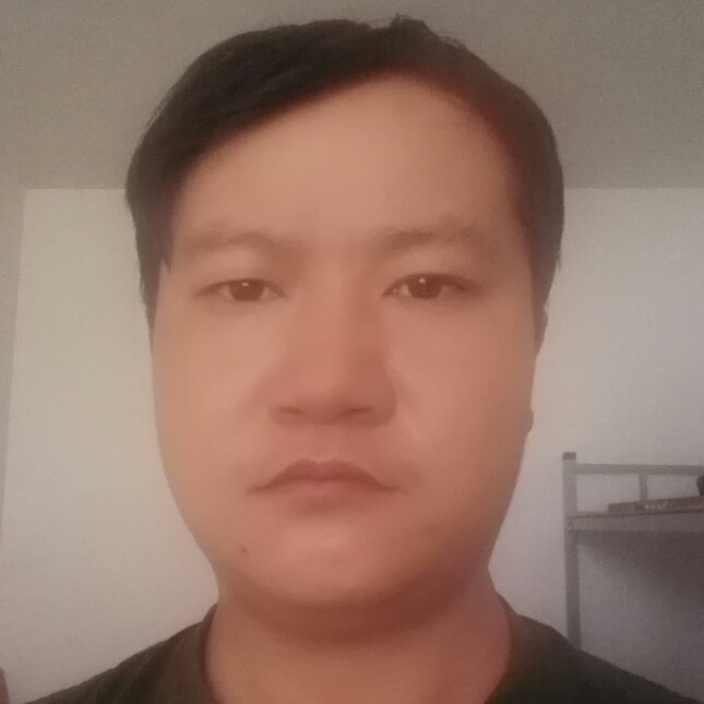 cf男孩的照片