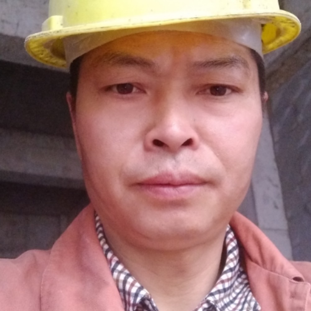 恬静挽手蝶舞的照片