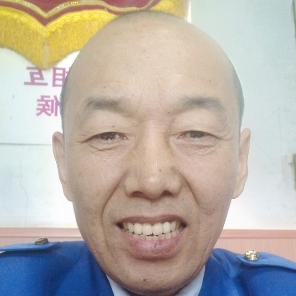 费世春的照片