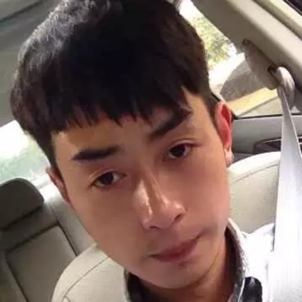 尘宵泪了爱听歌的照片