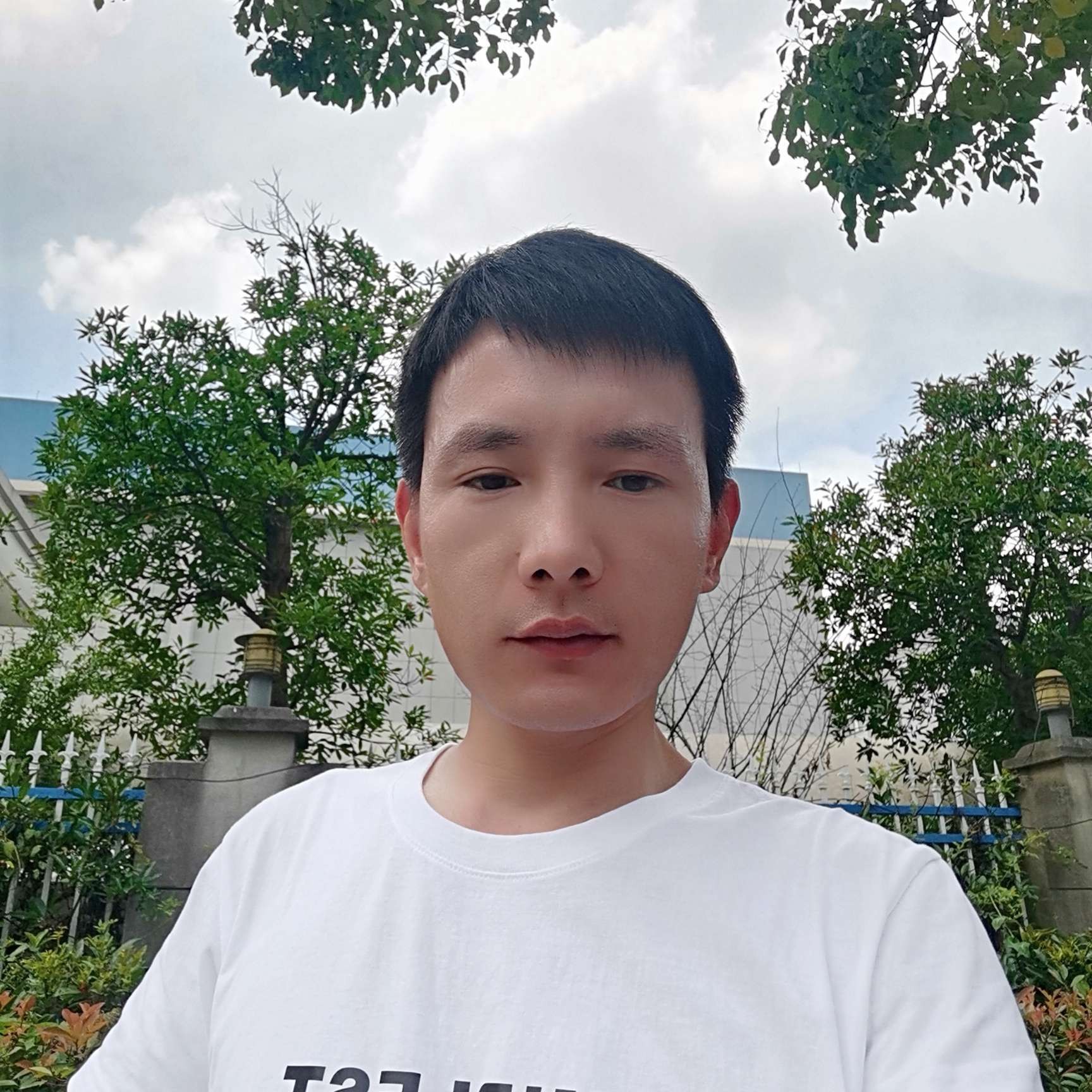 余生qing赐教的照片