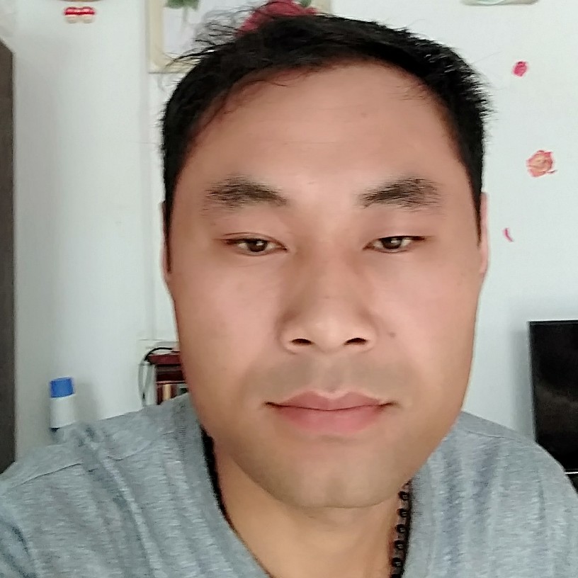 水杯蹁跹美满的照片