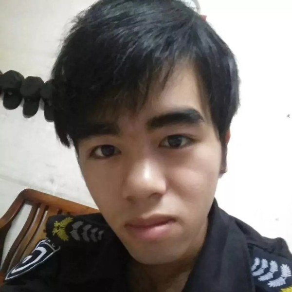 阿里巴巴董事的照片