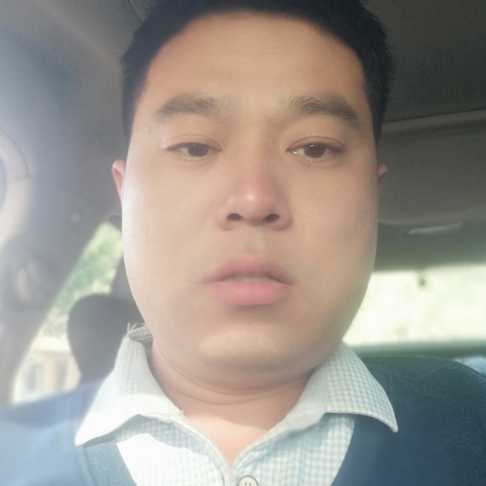 妩媚回眸数据线的照片