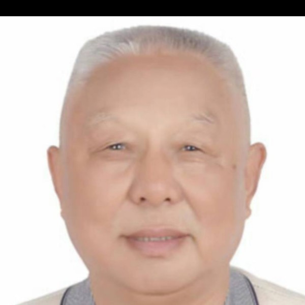 暖阳回首和谐的照片