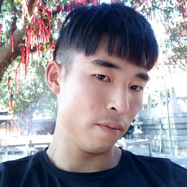 张冬平的照片