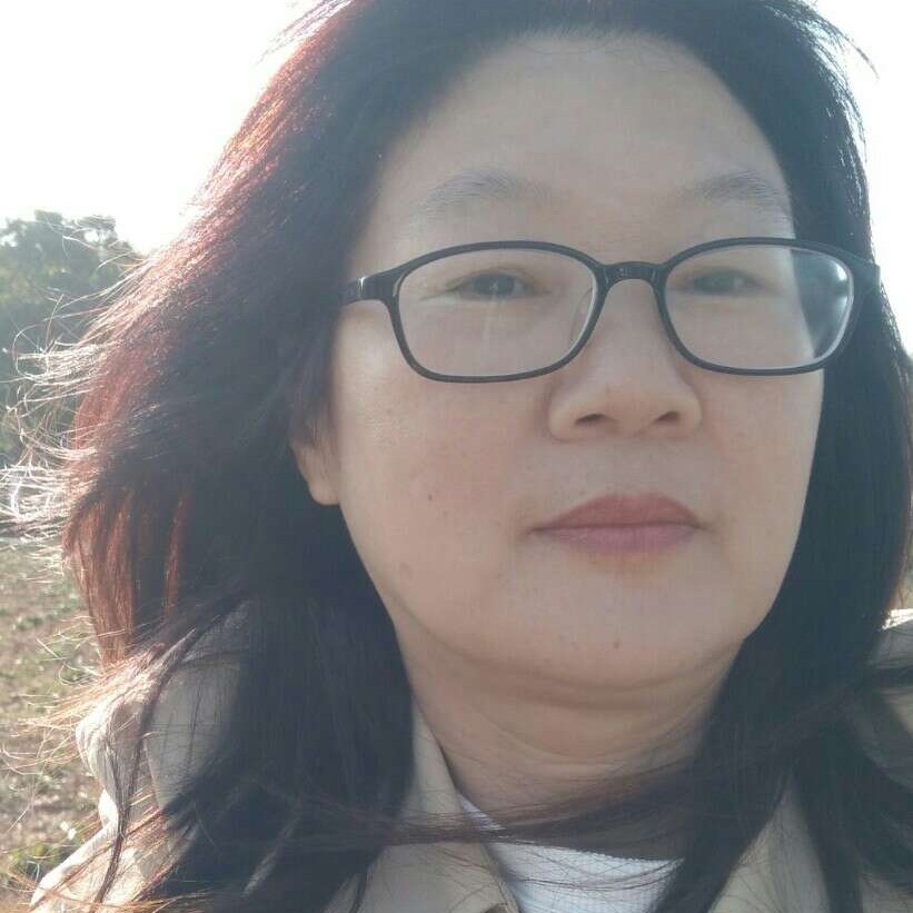 明亮凝眸龙猫的照片