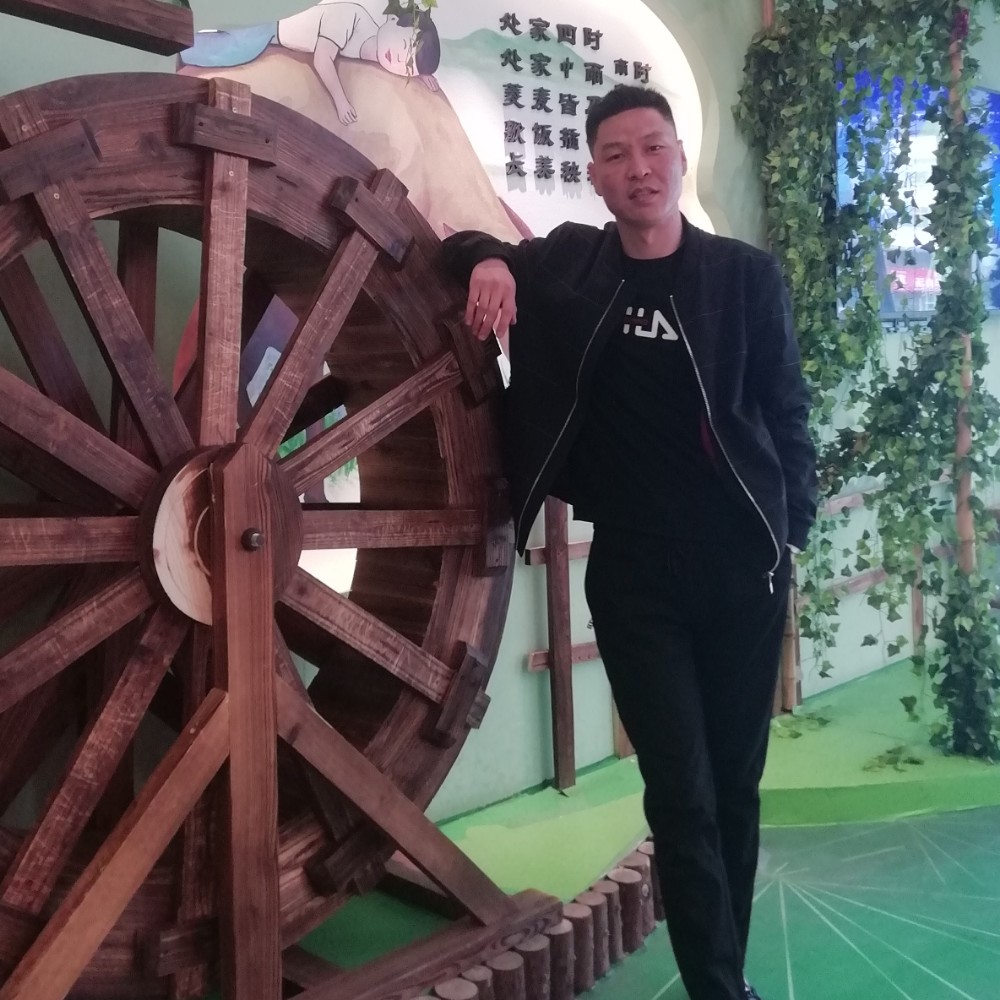 默默有故事的照片