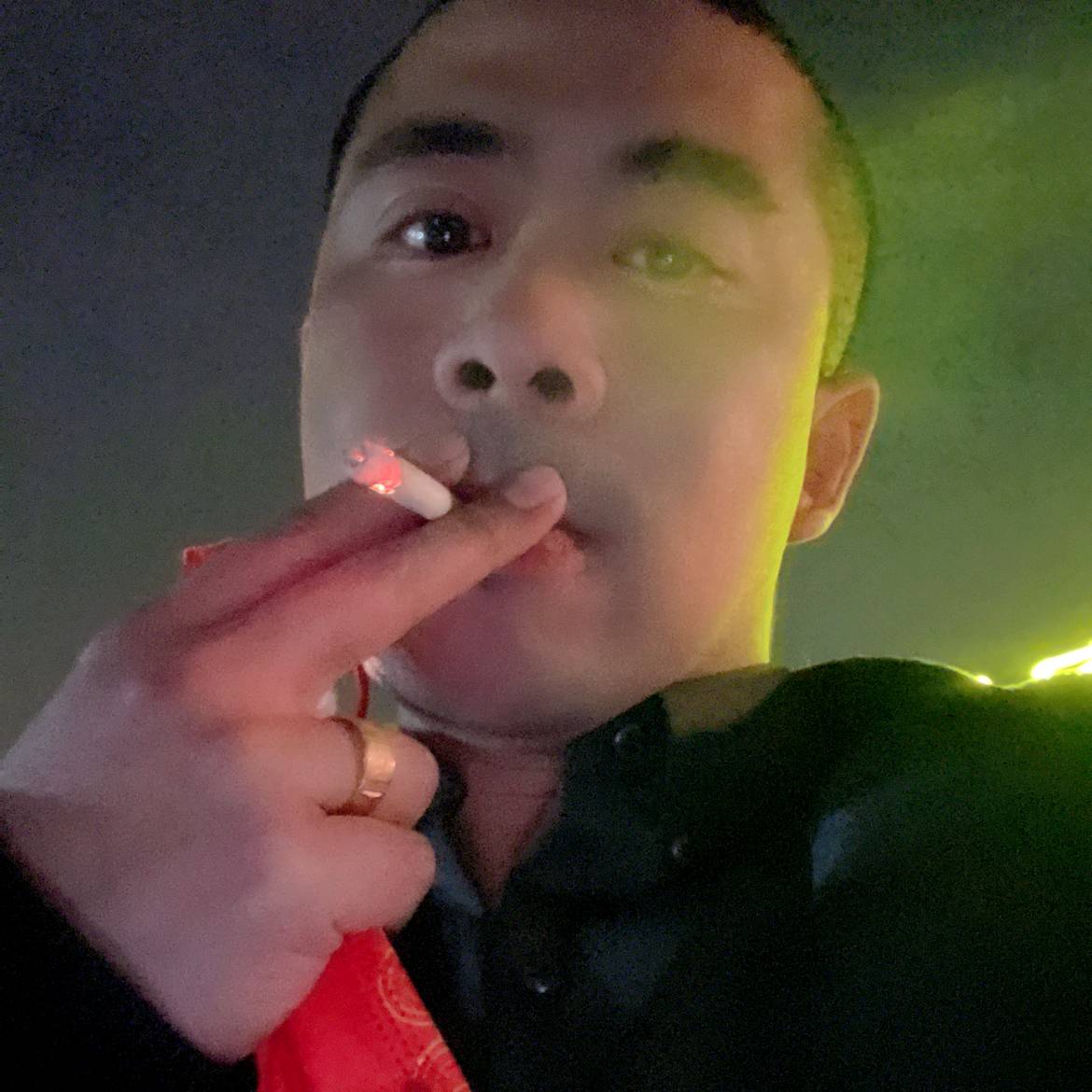 三人汉堡的照片
