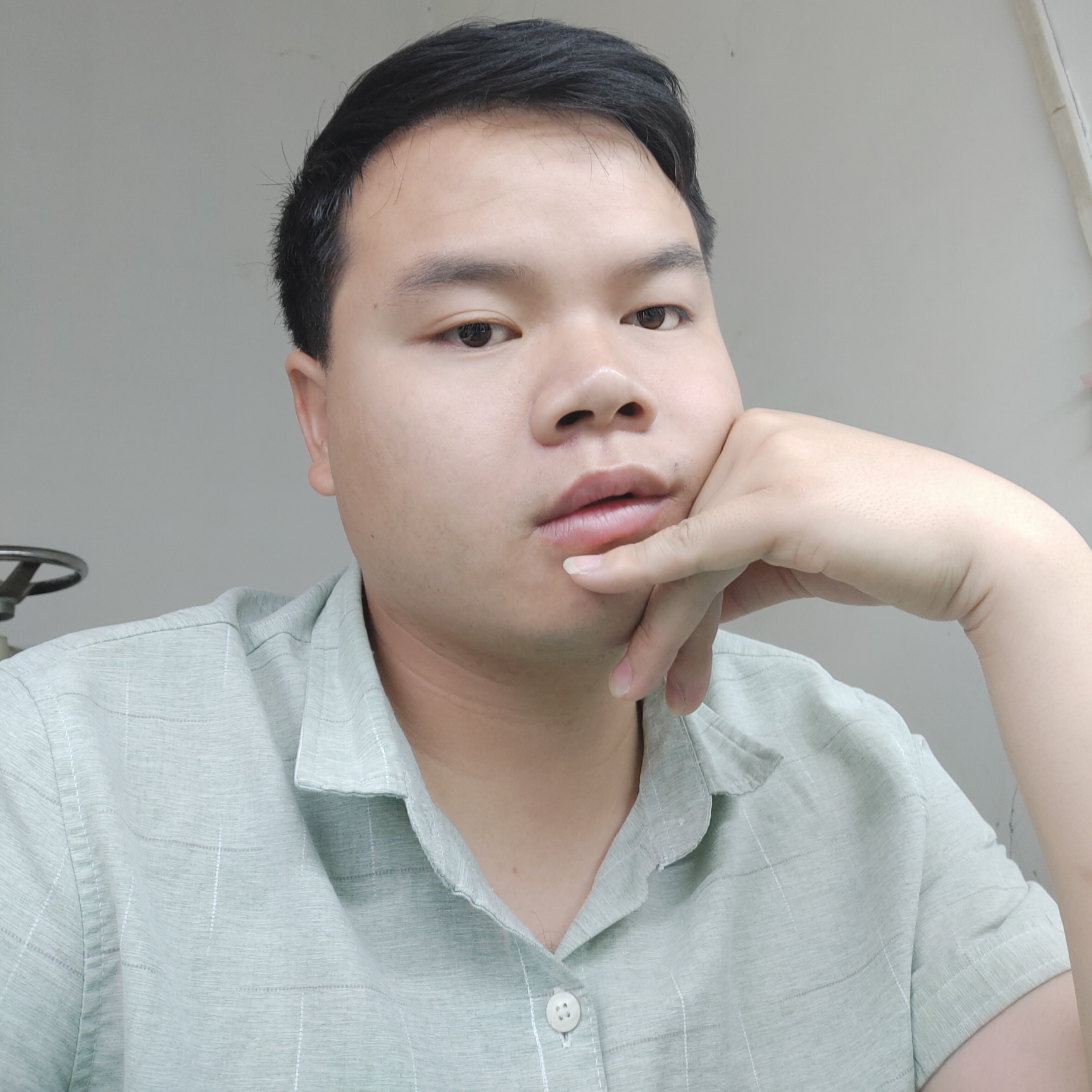妩媚迎孤心的照片