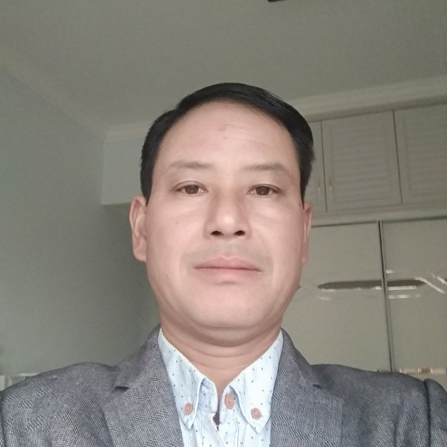 端庄小蝴蝶的照片