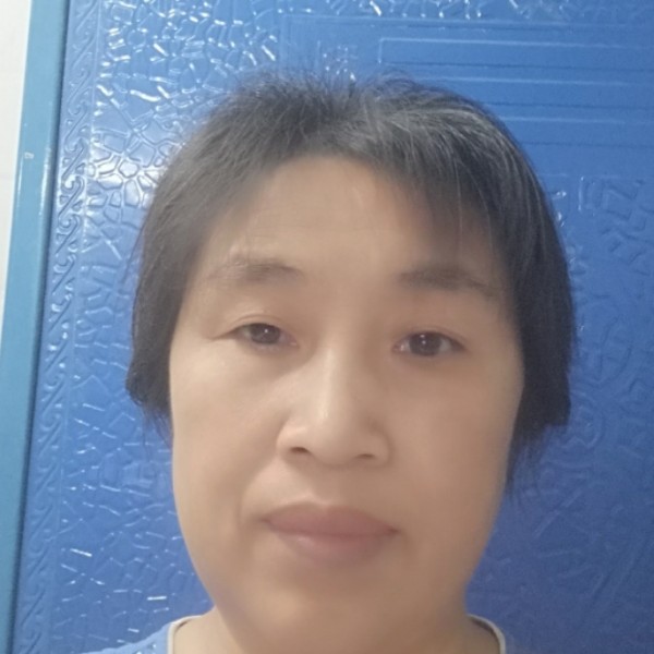 依梦圆的照片