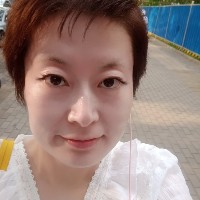 芳芳阳光的照片