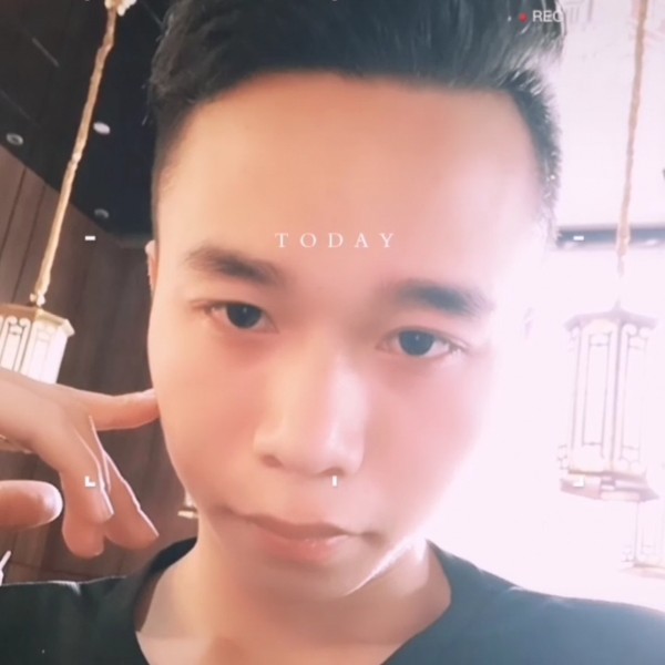 独寂往事不堪回首的照片