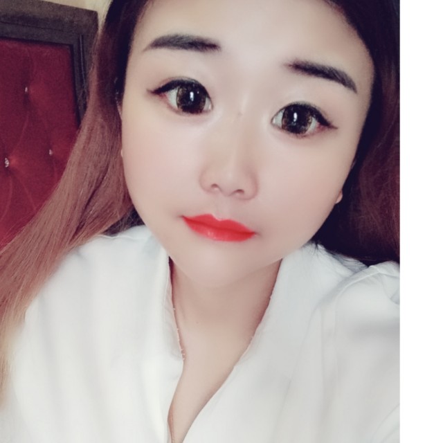 周美眉儿的照片