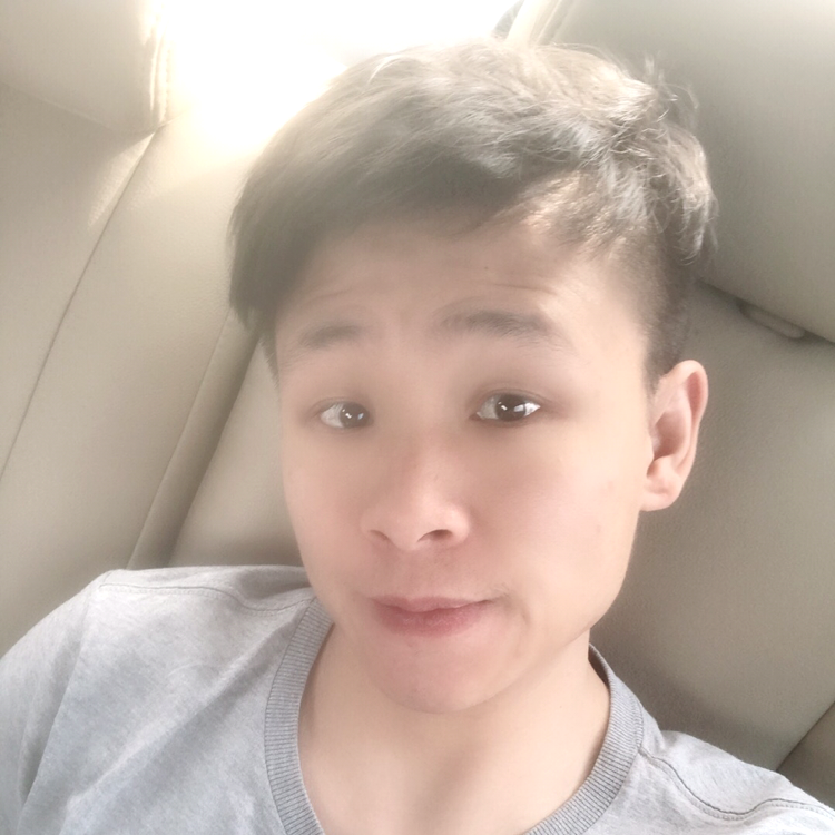 NN. 呀的照片