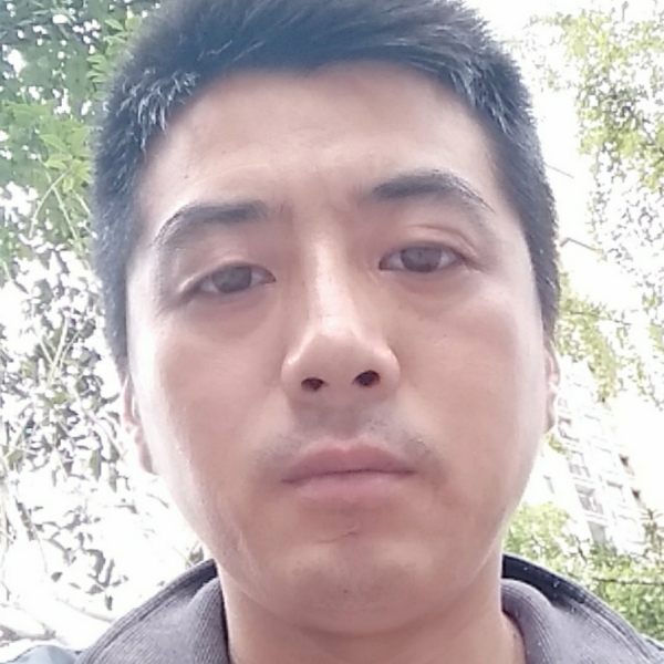 锦瑟勤恳的照片