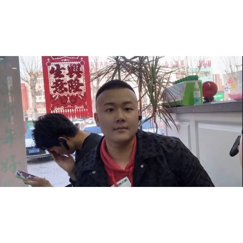 神勇那白猫的照片