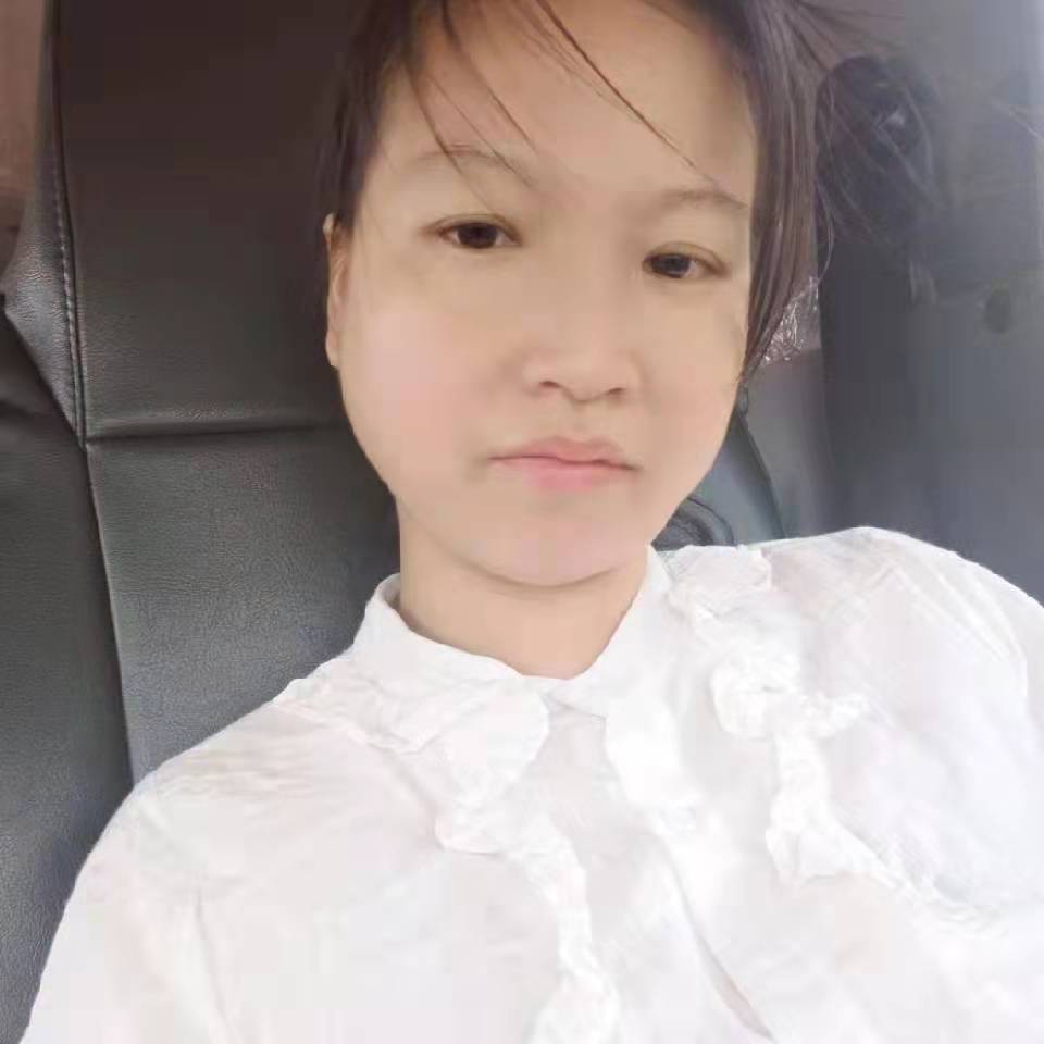 微笑的断夏的照片
