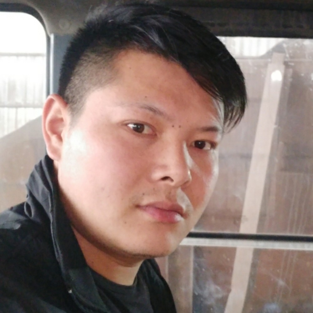 余音热情的照片