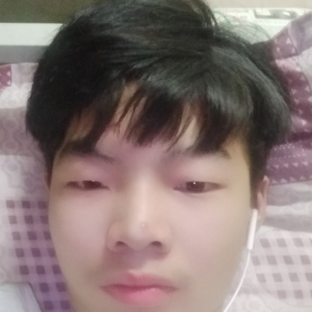 故意苦恋睫毛的照片