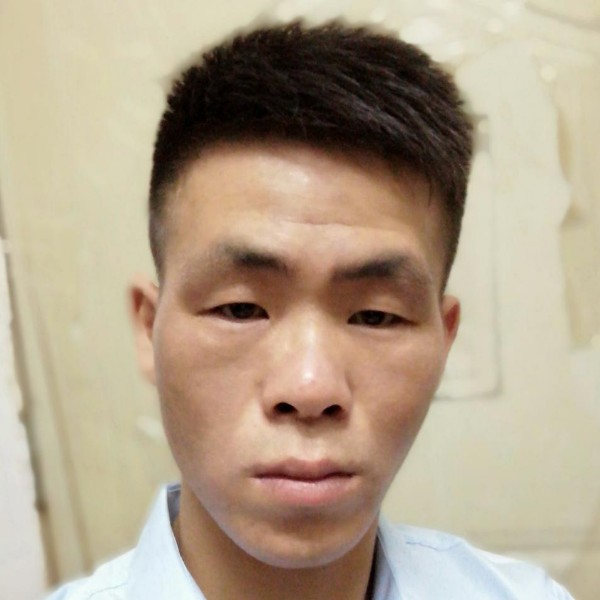 陈启滔的照片