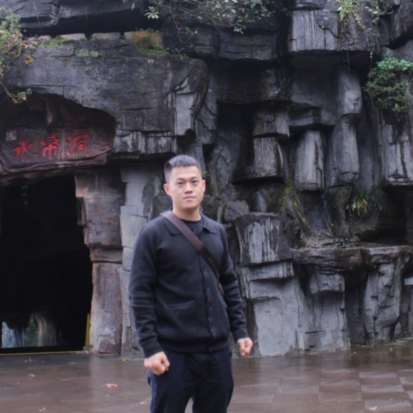 网络挽手孝顺的照片