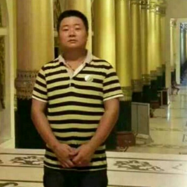 万美仁的照片