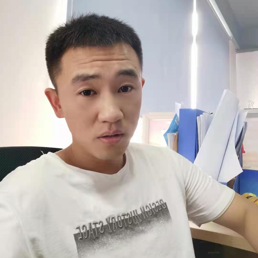 尘宵还无情的照片