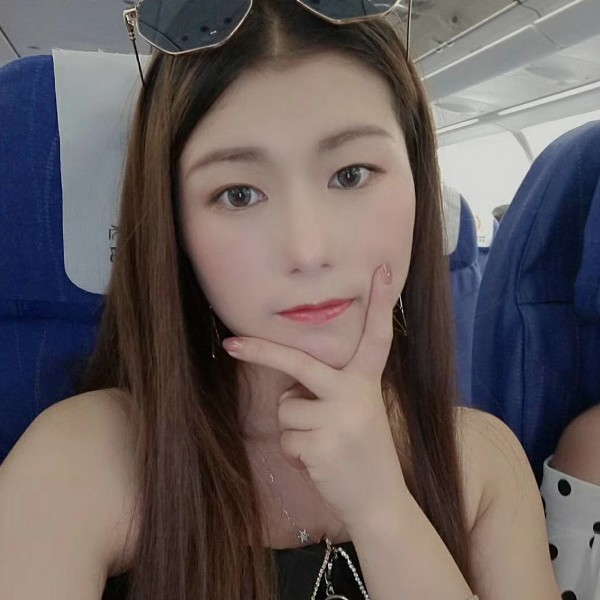 莲海豚有海的照片