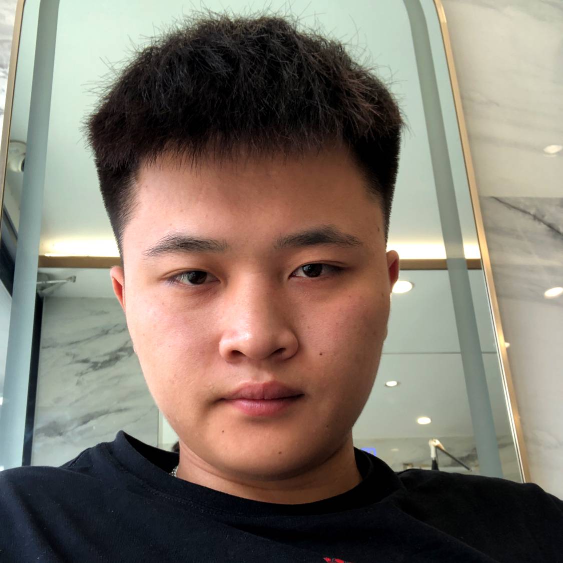 保温杯挽手朴素的照片