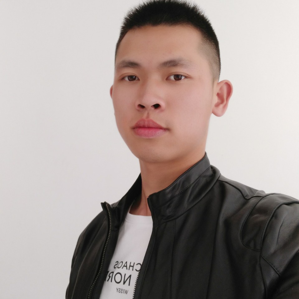米兔莫的照片