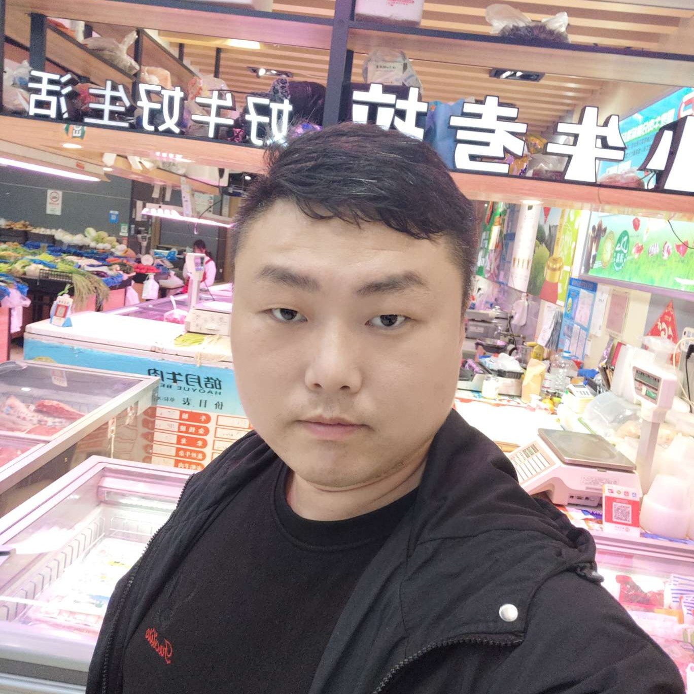 大米踢漠然的照片