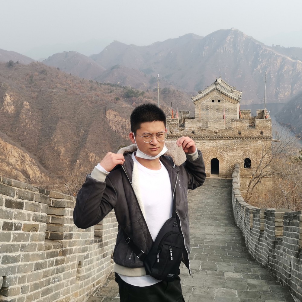 殷勤凝眸晨曦的照片