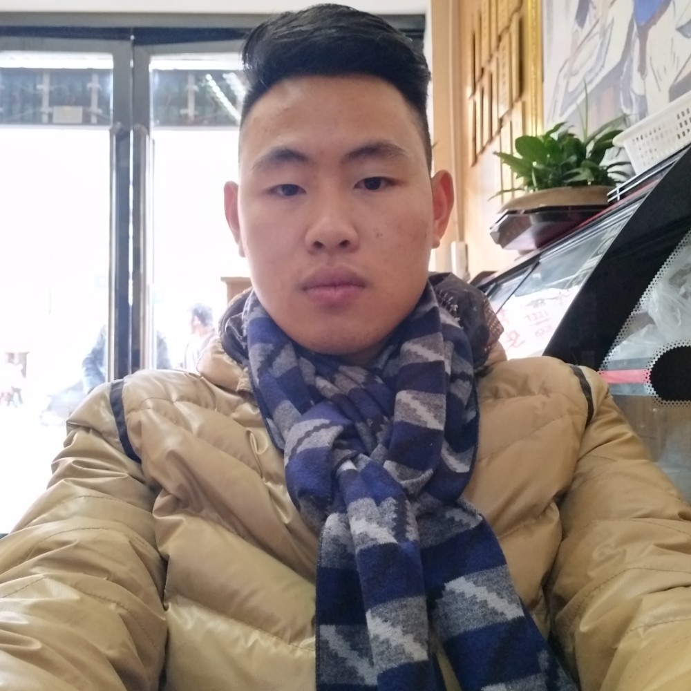 越过人海拥抱你的照片