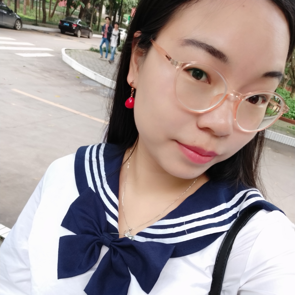 若弱水的照片