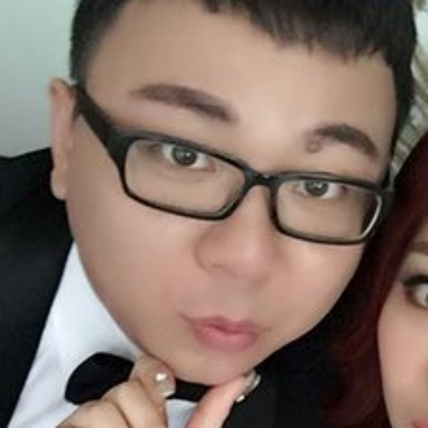 逐风含糊的照片
