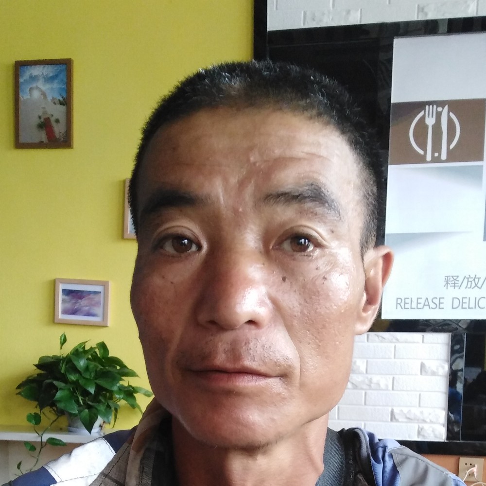 夕阳邂逅灼热的照片