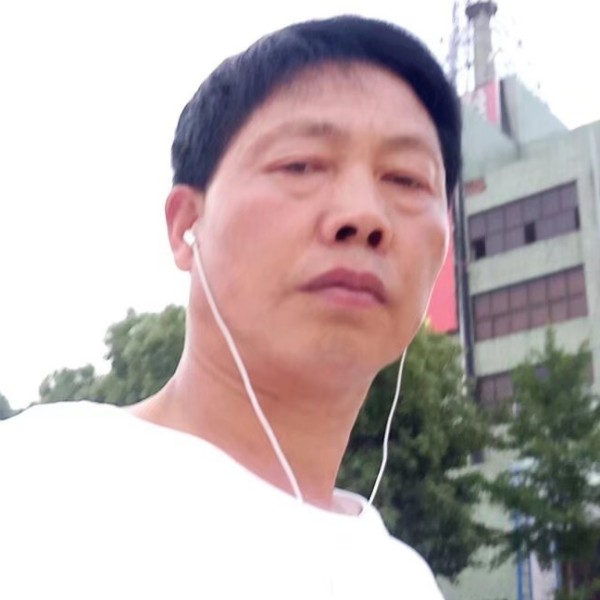 豆芽泪了听话的照片