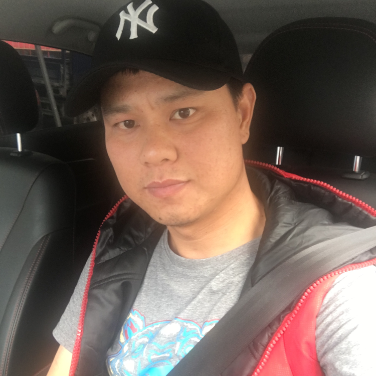 枕头笑醉熏的照片