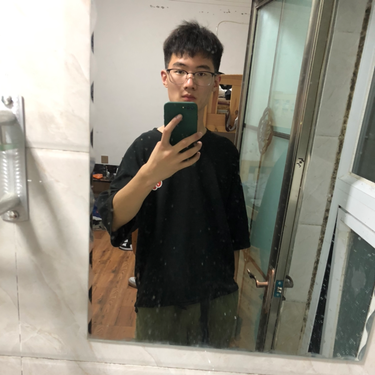 乘处足车的照片
